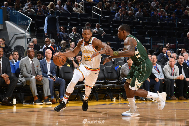 活动中更加 活动中更加