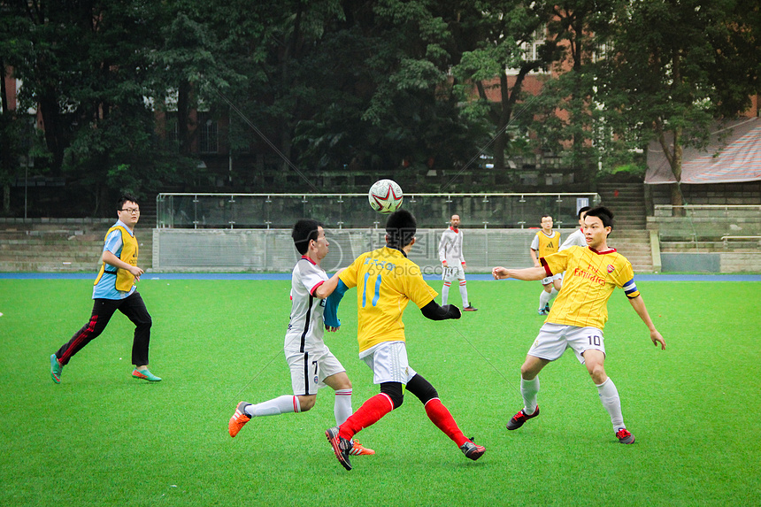 进攻天花板 进攻天花板